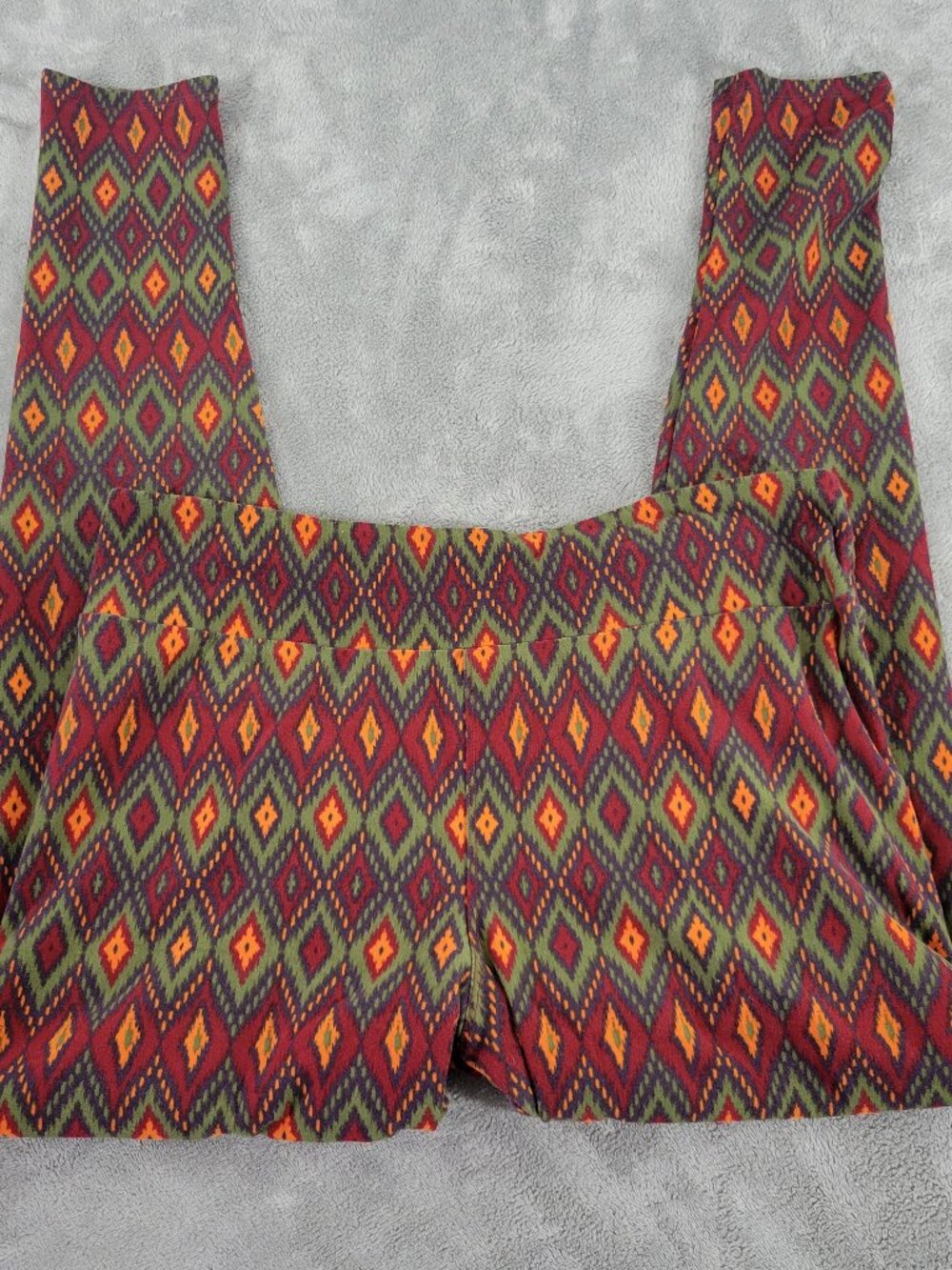 LuLaRoe TC Tall Curvy Leggings Southwest Aztec Tribal Ikat Jogger Yoga GEO135XE